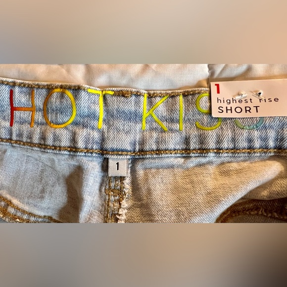 NWT Hot Kiss light blue denim shorts. Highest rise juniors size 1. - Picture 6 of 7